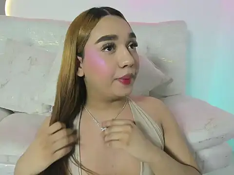 Snapshot of LiaCampbell_ chatting on May 31, 8:21 pm LiaCampbell online show from May 31, 8:21 pm