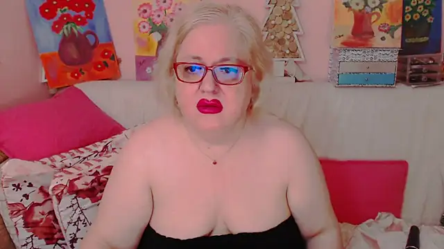 Maturelove xxx online show from July 3, 7:20 pm
