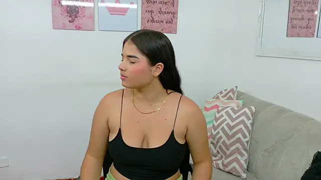 Mulan rousse online show from May 20, 1:28 pm