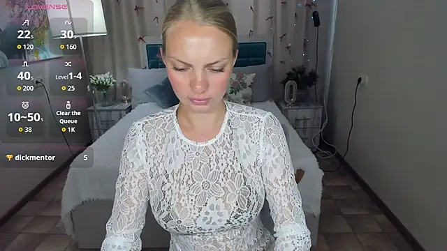 Snapshot of NancyGlamour chatting on July 19, 10:19 am NancyGlamour online show from July 19, 10:19 am