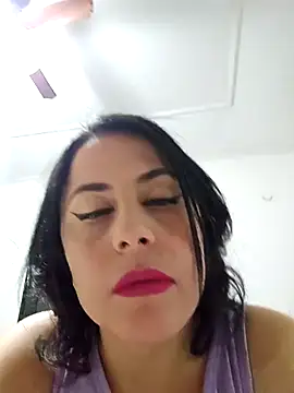 Rebelchocolate online show from June 15, 4:58 am