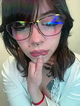 BabySixxxx online show from June 27, 11:21 pm