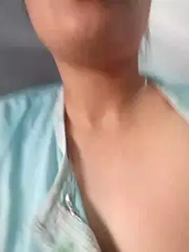 WonderfulWomen00 online show from June 2, 2:08 pm