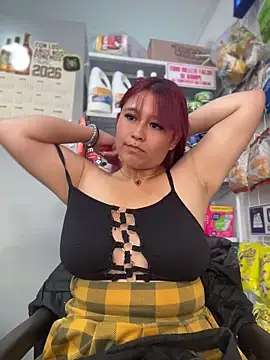 Mely ec online show from April 29, 5:30 pm