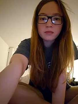 Freaky-Doll online show from July 27, 8:27 pm