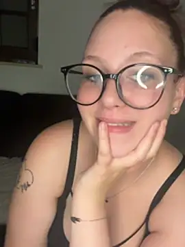 CuteBeaX online show from June 30, 7:59 pm