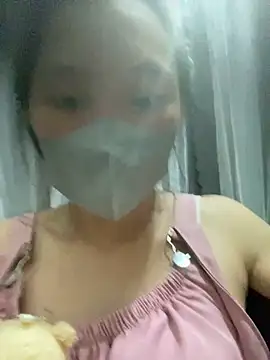 Lynlyn99 online show from June 15, 2:52 pm