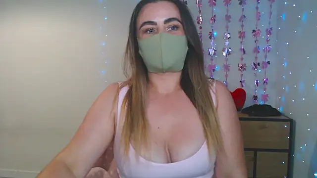 MillaVelvet online show from June 18, 11:14 am