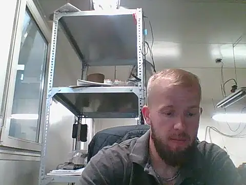 Snapshot of bardiauto chatting on July 13, 4:26 am bardiauto online show from July 13, 4:26 am