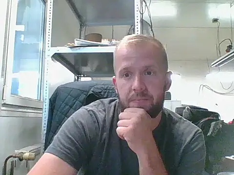 Snapshot of bardiauto chatting on July 17, 4:30 am bardiauto online show from July 17, 4:30 am
