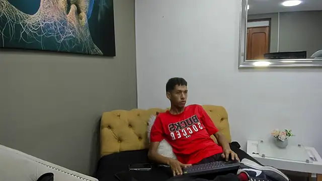 Snapshot of Zane_Belville chatting on June 15, 11:23 am Zane Belville online show from June 15, 11:23 am