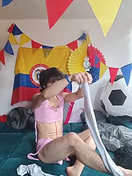 Snapshot of LittleTymmy chatting on June 22, 7:22 pm LittleTymmy online show from June 22, 7:22 pm