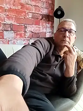 Soloyan online show from March 8, 3:38 pm