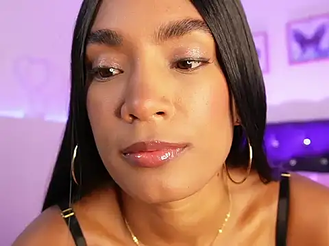Natlewis online show from May 22, 1:46 am