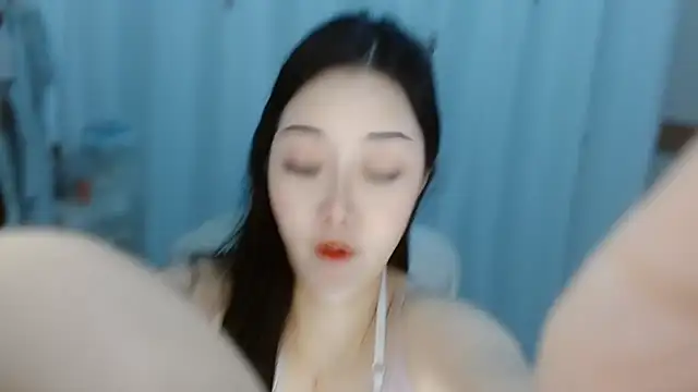 Snapshot of Amy-cnbaby chatting on July 22, 1:41 am Amy-cnbaby online show from July 22, 1:41 am