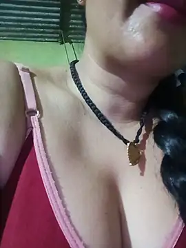 Snapshot of Haliya8 chatting on May 24, 4:23 pm Haliya8 online show from May 24, 4:23 pm