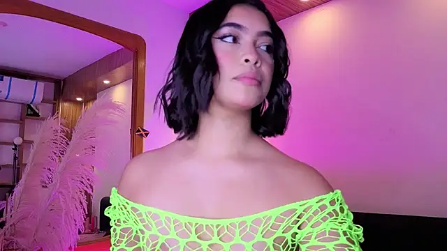Chloe monroee online show from May 18, 4:07 am