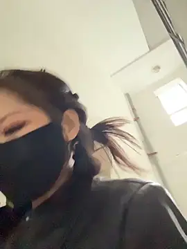 keke 00oo online show from May 8, 1:11 am