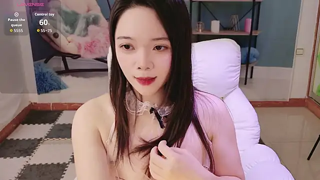 Snapshot of xinxin888666 chatting on May 15, 1:07 pm xinxin888666 online show from May 15, 1:07 pm