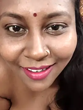 Sexy Riya-1 online show from May 1, 3:49 pm