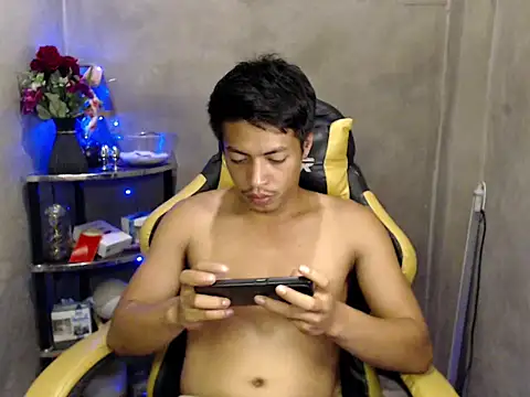 Pinoy Morino online show from April 30, 12:44 pm