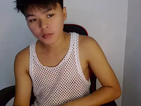 yourhotasiandoms online show from July 23, 10:46 am