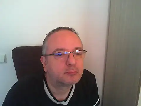 GeorgeCarlo online show from May 1, 9:03 am
