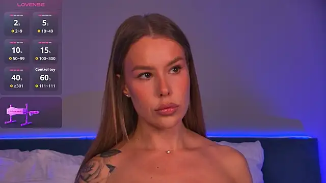 AshleyRoyse online show from June 25, 3:05 pm