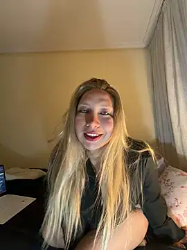 Snapshot of Barbarita2626 chatting on May 30, 10:51 pm Barbarita2626 online show from May 30, 10:51 pm