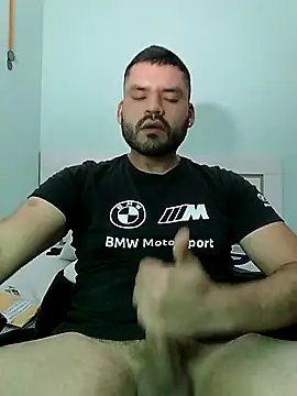 Snapshot of ceedi999 chatting on May 7, 10:04 pm ceedi999 online show from May 7, 10:04 pm