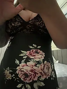 Mariiii morena online show from July 3, 9:27 am
