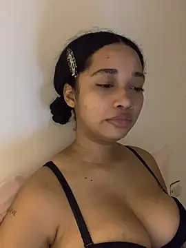  sweetSabrina- online show from June 6, 3:44 am