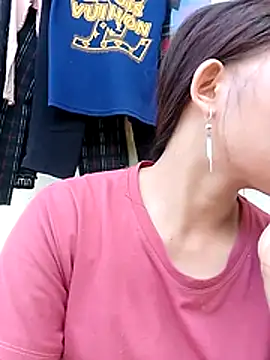 daisyy2 online show from June 14, 1:14 am