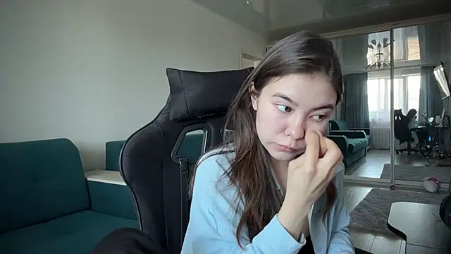 Ellewaay online show from May 11, 8:42 am