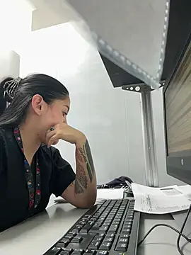 marianm29-1 online show from June 3, 1:46 pm