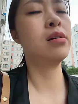Snapshot of xinyue-888 chatting on June 29, 10:59 am xinyue-888 online show from June 29, 10:59 am