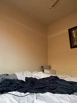 daisycollins online show from July 13, 12:24 am