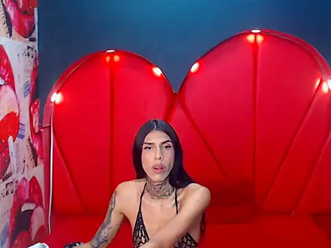 Snapshot of sharon_allan77 chatting on July 6, 12:24 pm sharon allan77 online show from July 6, 12:24 pm