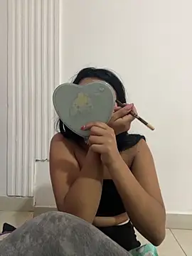 SCARLETVELVET  online show from June 15, 1:57 pm