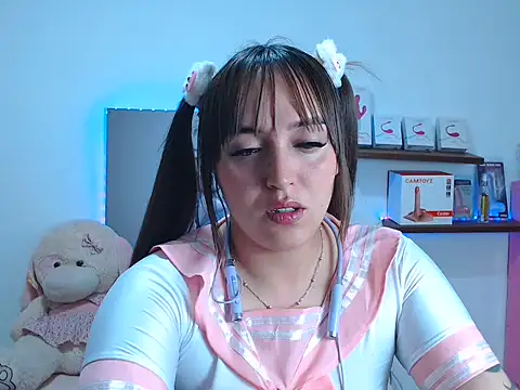 Snapshot of anyela_bubble18 chatting on June 14, 11:40 pm anyela bubble18 online show from June 14, 11:40 pm