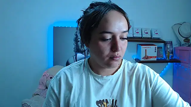 Snapshot of anyela_bubble18 chatting on July 24, 2:42 am anyela bubble18 online show from July 24, 2:42 am