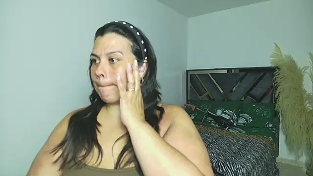 Martina Foxy01 online show from May 11, 3:18 pm