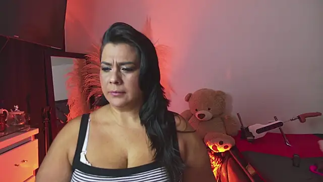 Martina Foxy01 online show from May 22, 11:27 am
