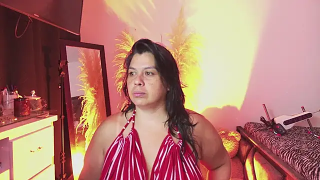 Martina Foxy01 online show from May 29, 11:19 am