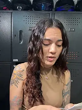 VeroJenkins  online show from May 8, 2:22 pm