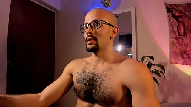 LarryGarzon online show from July 24, 11:36 pm
