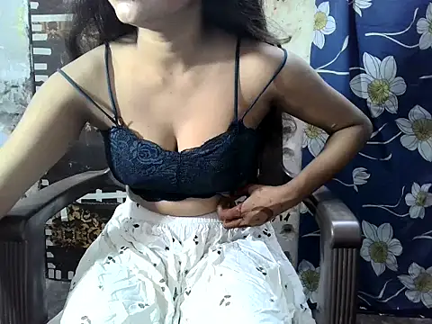 Snapshot of Lovely_Pandey chatting on July 5, 5:31 pm Lovely Pandey online show from July 5, 5:31 pm