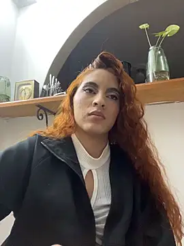 DarkVelvetBlushed online show from May 2, 5:56 am