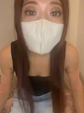 Snapshot of Erika__xx chatting on June 26, 8:19 am Erika xx online show from June 26, 8:19 am