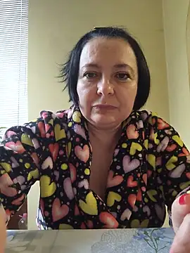 EmmaEmmy40 online show from June 2, 3:25 pm